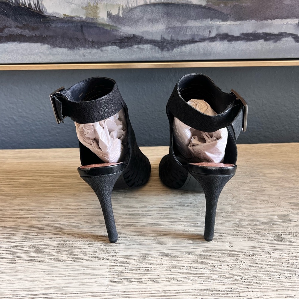 Vince Camuto Kayjay Black Leather Open-Toe Heels - Picture 3 of 9